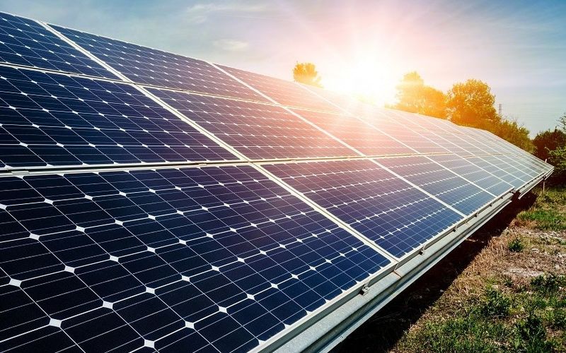Verandering energieleverancier bij zonnepanelen: opletten!